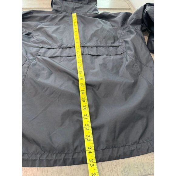 Columbia Sportswear Co. Women's Chill Windbreaker, size medium - Picture 8 of 10